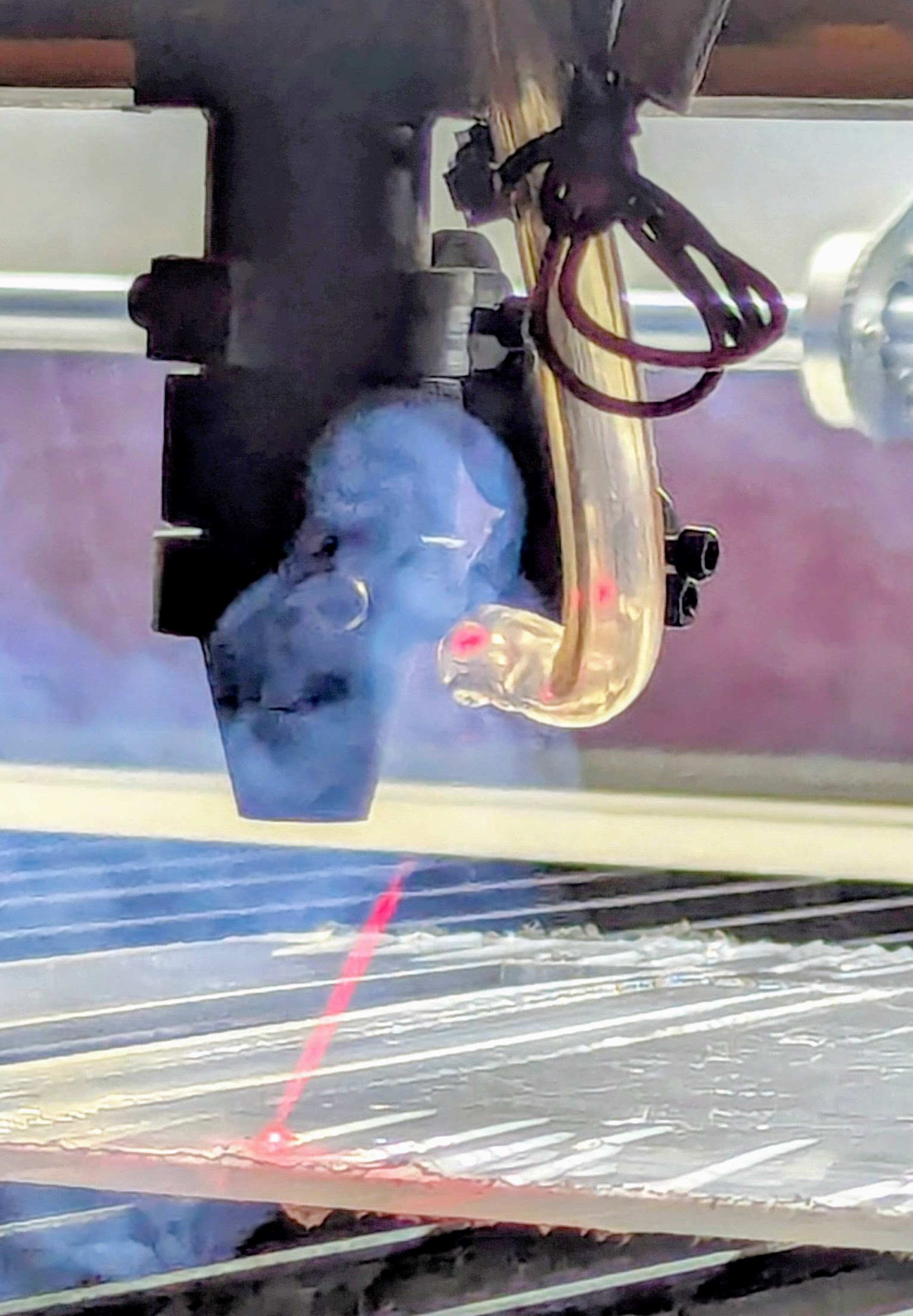 Laser nozzle